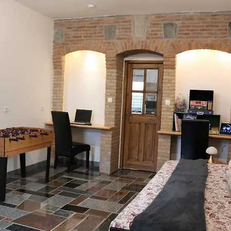 Typique Avesnois, Familial Avec Terrasse, Proche Foret Et Activites Locales - Fr-1-510-177 Holiday home